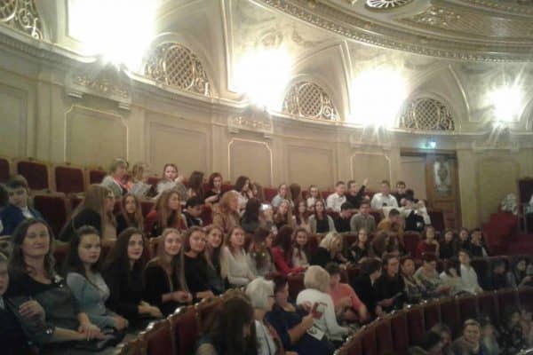 46148759_557953158003533_2217124021558837248_n