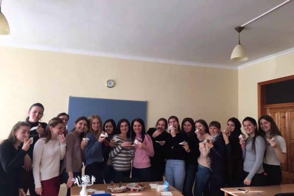 46439257_974206146120186_6995254505335947264_n