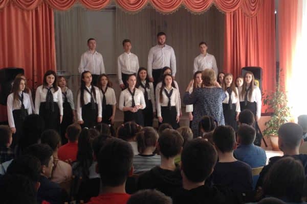 57226403_2325317114367762_7161322237629300736_o