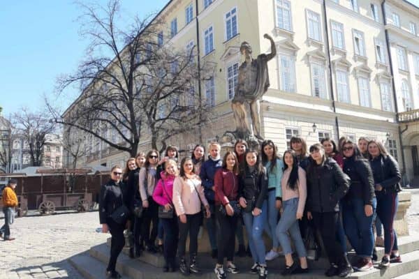 IMG-b5827f6d9b62aece9bbf7393373ba938-V