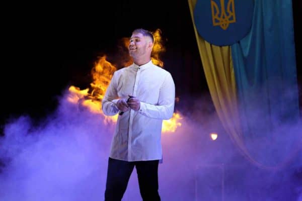 IMG-42fb73ec4f4354cd66195ed392e1a7a5-V