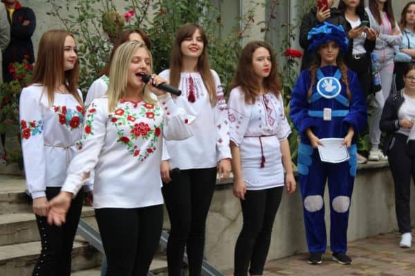 0-02-05-90f29b303ba1d53eeb3645fdd8f9e69ad033f2b1ad7f29e316078e1b3d6bc60f_full