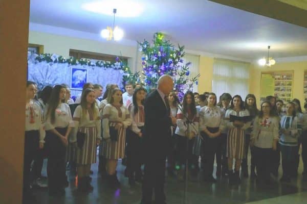 0-02-05-87355cca6af96ee9627682a580036afad9c31e0e59f1143ae1170847a2a5a164_full