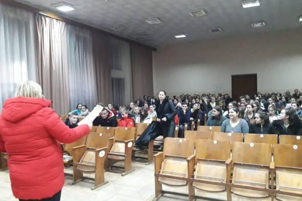 0-02-05-e02f80ce303b061f3dd3a1455281a9c1f92ff68aec5d23e763426a2796a7e9e7_full